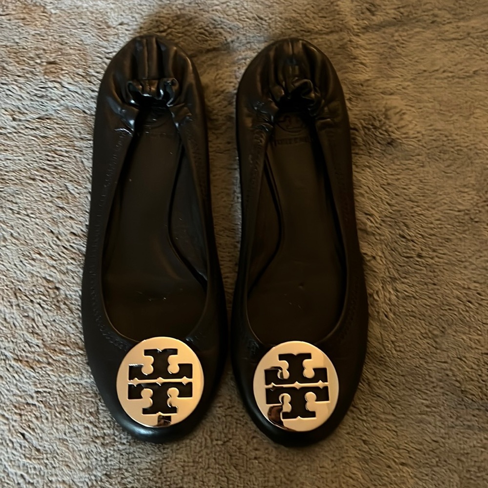 Tory Burch Reva Ballet Flat Black Leather with Silver Logo - Size 8.5